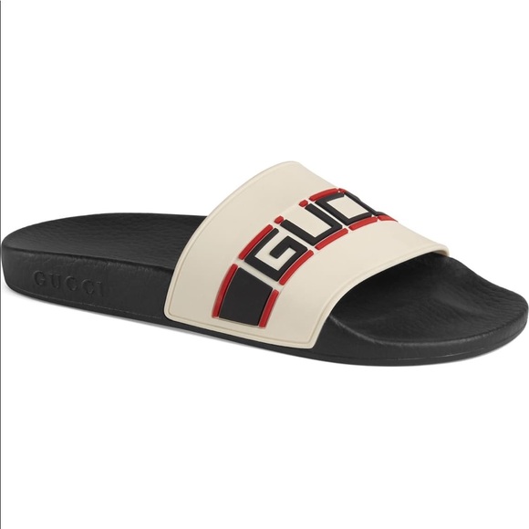 Gucci Shoes - Gucci Pursuit Logo Slide Sandal size 7